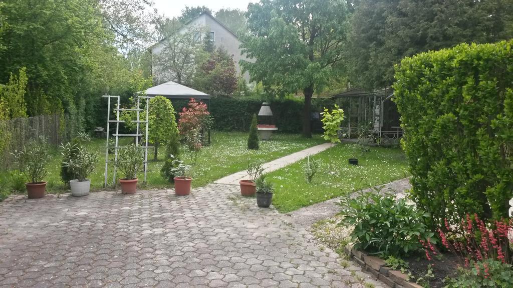 Ezust Fenyo Vendeghaz Hotel Siófok Exterior foto